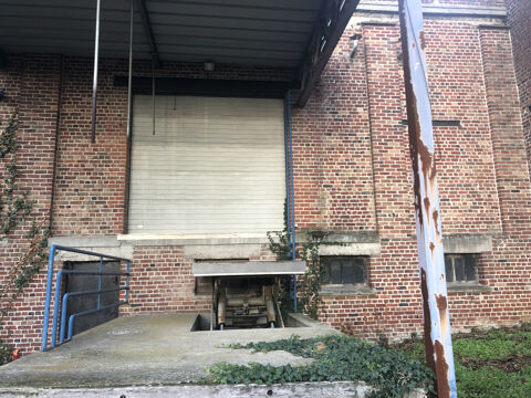   LOCAL PROFESSIONNEL 