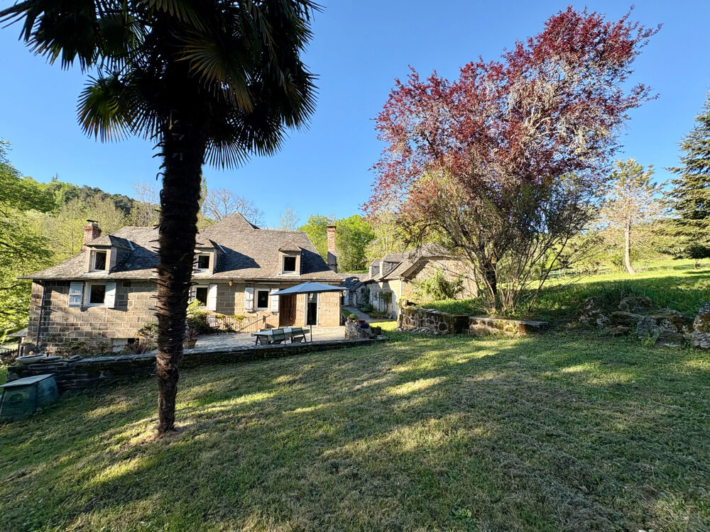 Vente Maison Maison en pierre de 190 m2 et dépendances Cublac