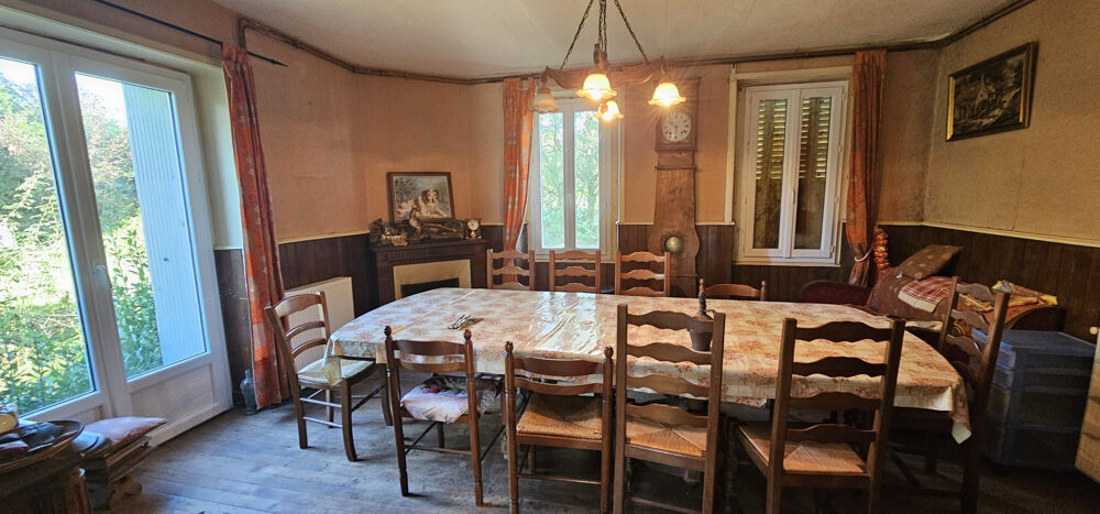 Corps de ferme divers batîments agricole+ maison d'habitation