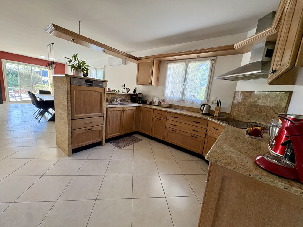 Vente Maison MAISON PLAIN-PIED AVEC PISCINE À SAINT-VIANCE St viance