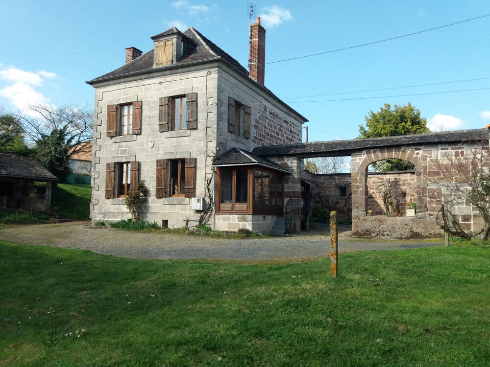 vends maison bourgeoise +vieille maison terrain 1730m2
