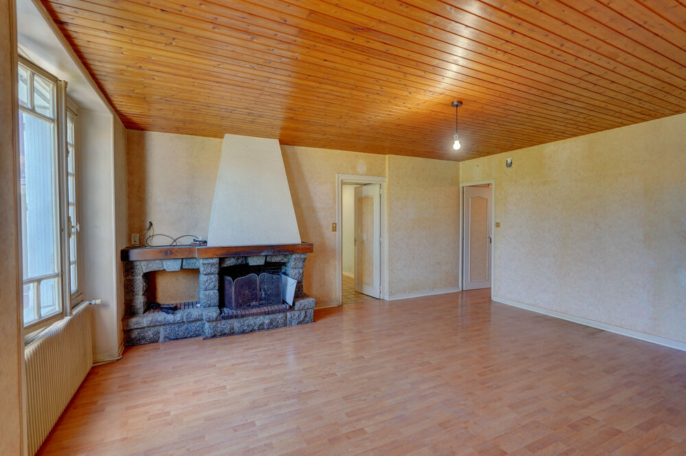 Vente Maison Maison centre bourg 5 chambres La chapelle st laurent