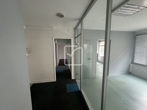 Bureaux à vendre en plein coeur de Poitiers 127000 86000 Poitiers