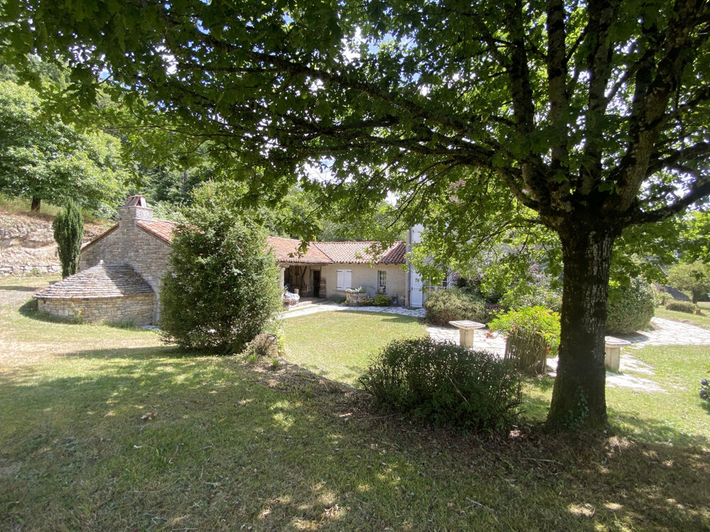 SUPERBE PROPRIETE ALLIANT ELEGANCE ET AUTHENTICITE