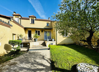  Maison  vendre 9 pices 281 m