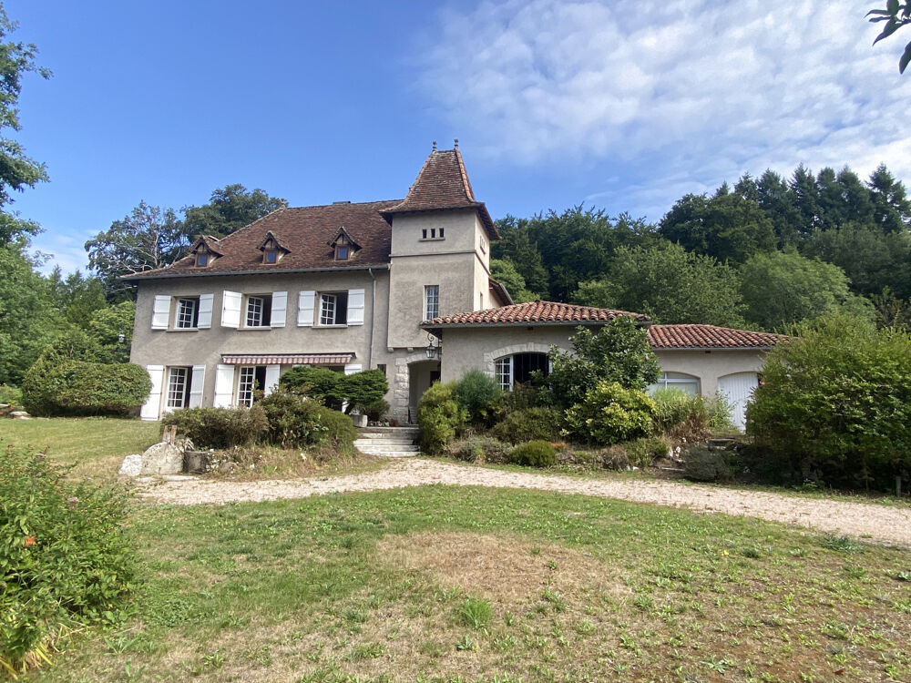 SUPERBE PROPRIETE ALLIANT ELEGANCE ET AUTHENTICITE