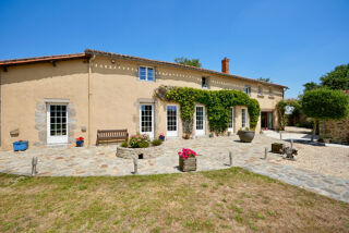  Maison  vendre 10 pices 385 m