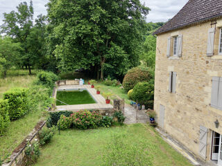  Maison à vendre 15 + pièces 790 m²