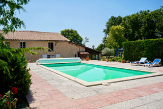  Maison  vendre 10 pices 385 m