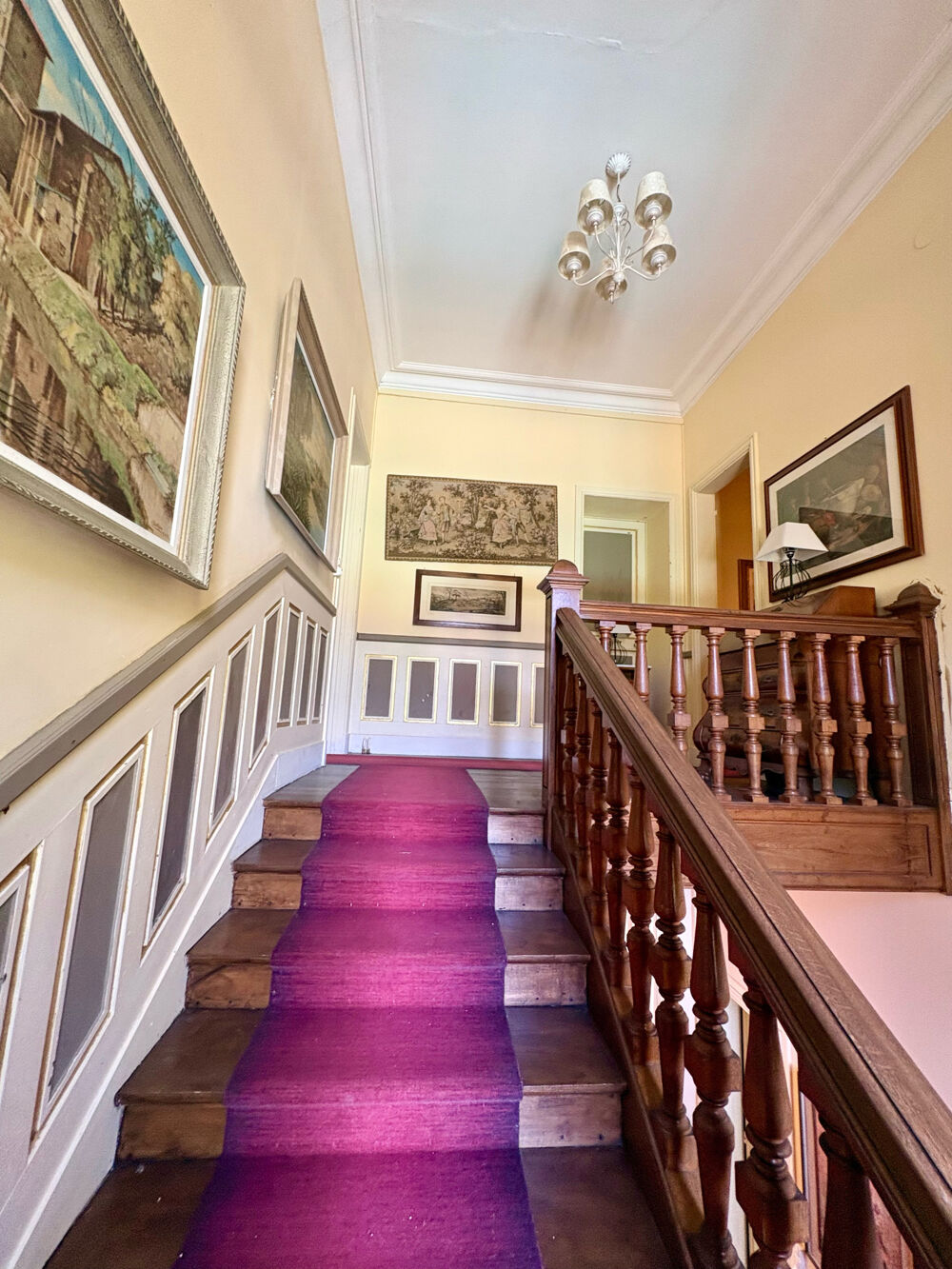 à vendre  Propriété/château Hautefort (24390)