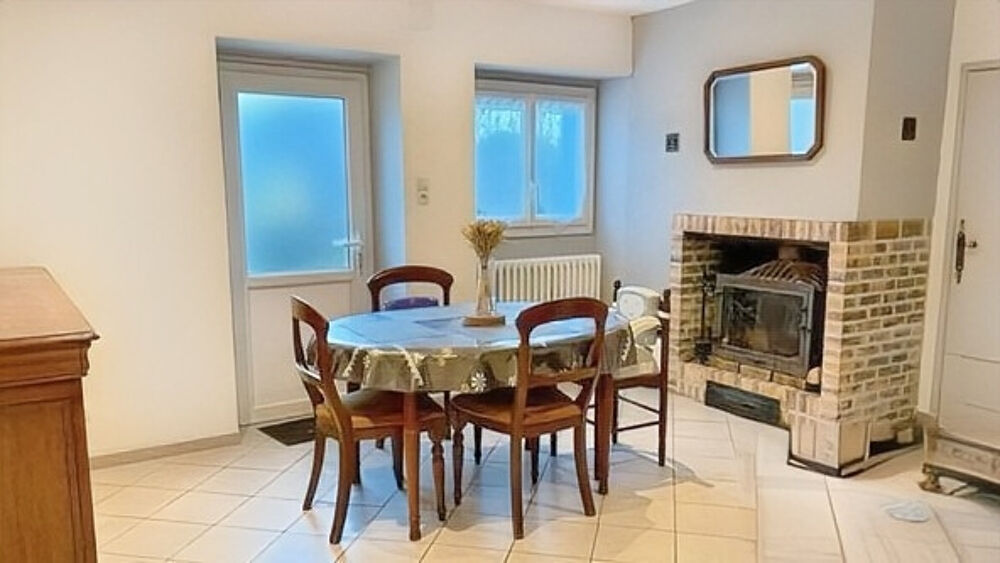 Grande maison dans un cadre paisible