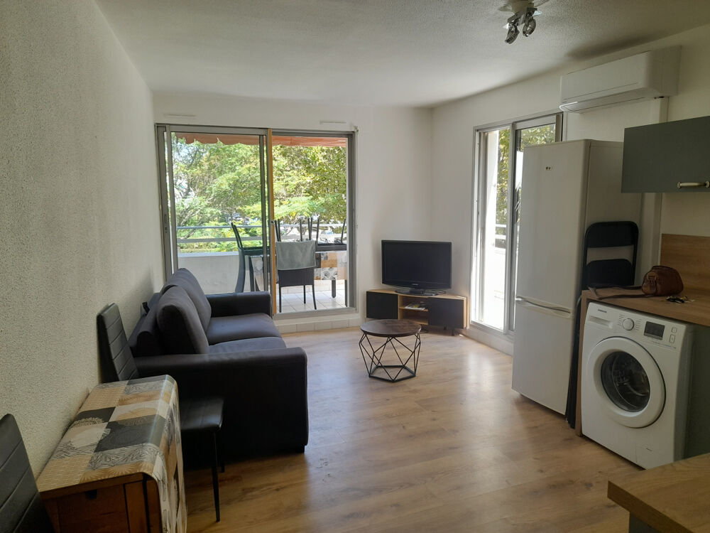 Location Appartement TYPE II A L'ANNEE La grande motte