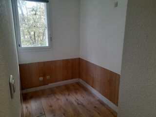  Appartement à louer 2 pièces 31 m²