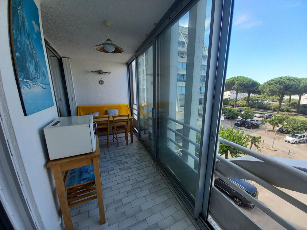 SECTEUR COUCHANT - Studio cabine avec Parking privatif.