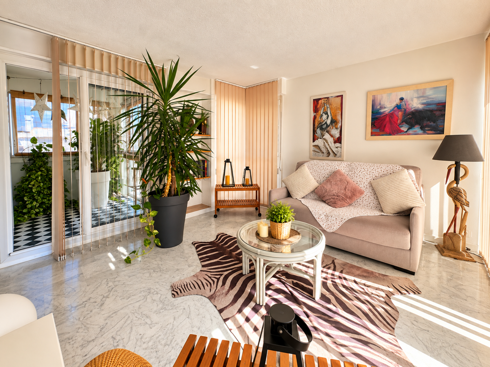 Vente Appartement T3 de 84.00m2 parfait état au 3ème étage - SECTEUR CENTRE-VILLE GRANDE-MOTTE La grande motte