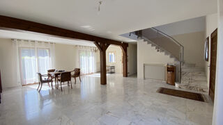  Maison � vendre 8 pi�ces 210 m�