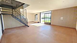  Maison � louer 6 pi�ces 155 m�