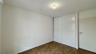  Appartement à louer 3 pièces 64 m²