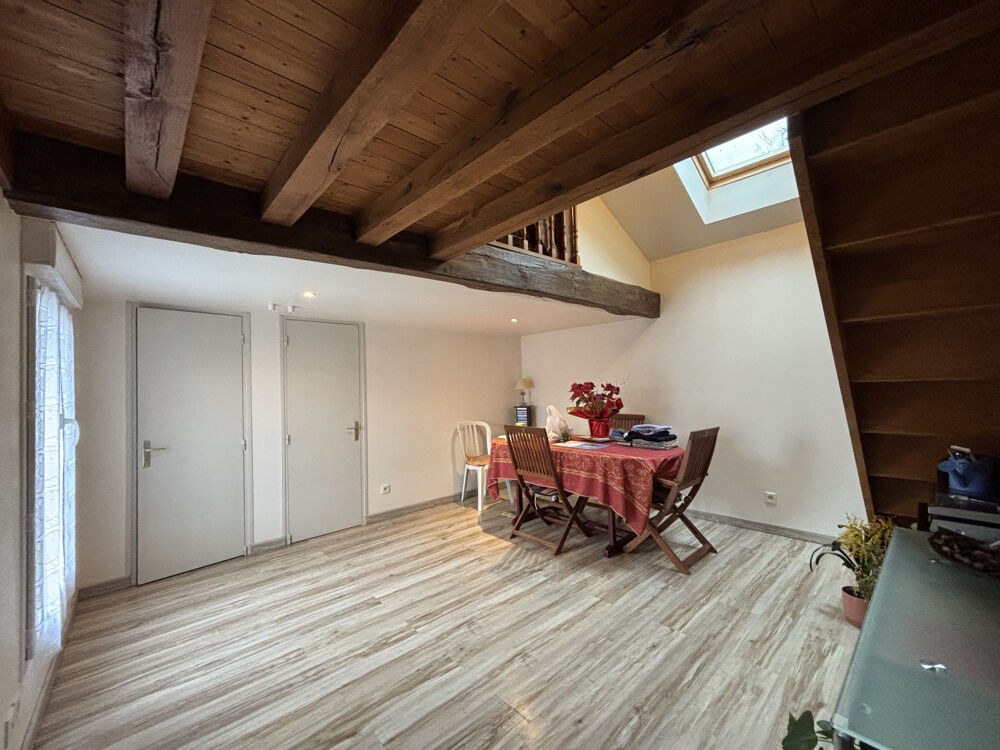 Location Appartement AZE Aze
