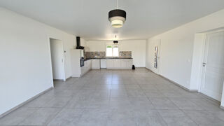  Maison à louer 4 pièces 107 m²