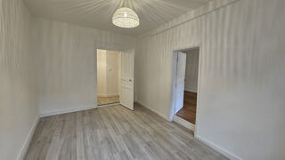  Appartement à louer 2 pièces 45 m²