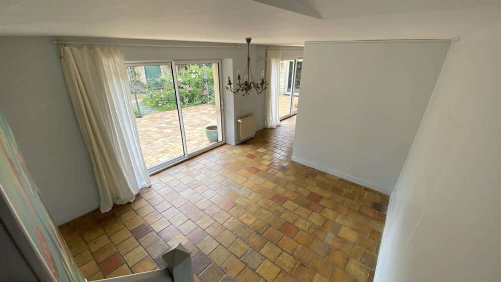 Maison de centre-ville, 256 m2