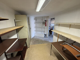  Parking / Garage � louer 90 m�
