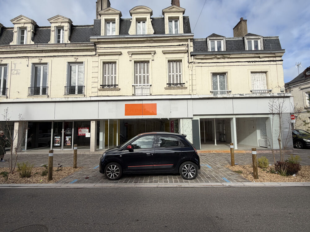   Faubourg Chartrain   Local commercial à louer 