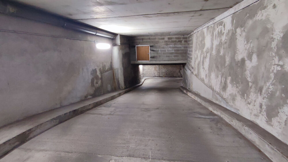 Location Parking/Garage VENDOME Vendome