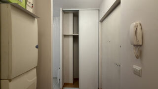  Appartement à louer 1 pièce 27 m²