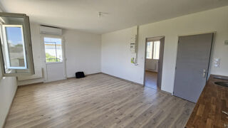  Appartement à louer 2 pièces 38 m²