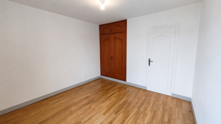  Maison à louer 4 pièces 92 m²