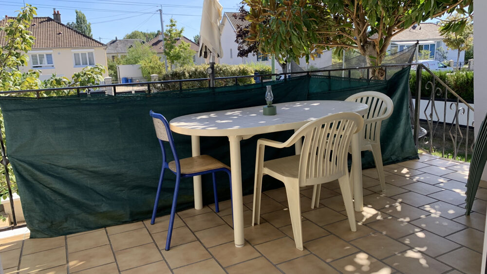 QUARTIER ECOLES PROCHE COMMERCES
