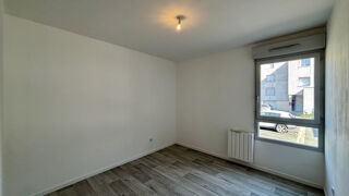  Appartement à louer 3 pièces 72 m²