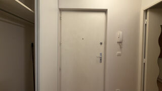  Appartement à louer 1 pièce 27 m²