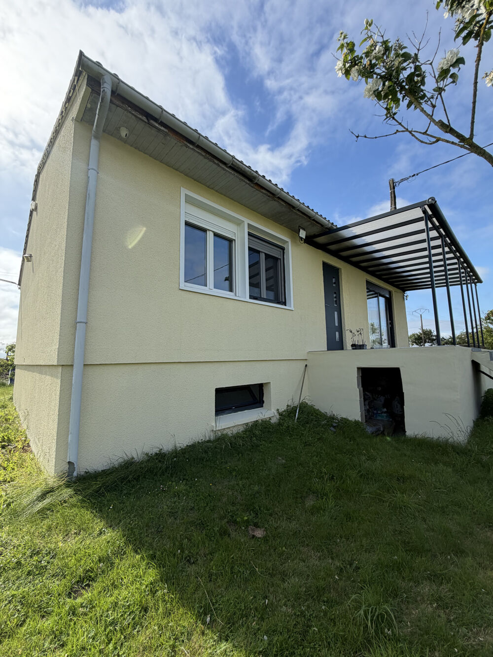 Vente Maison Maison familiale entièrement rénovée avec piscine Cloyes les trois rivieres