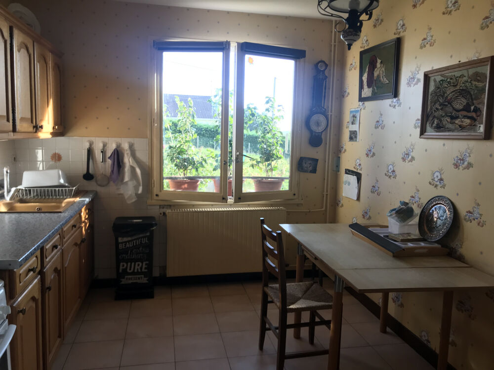 SECTEUR CALME, PLAIN-PIED ET VUE SUR LA VALLÉE : MAISON AVEC DÉPENDANCES SUR VASTE TERRAIN - 12 MIN CLOYES LES