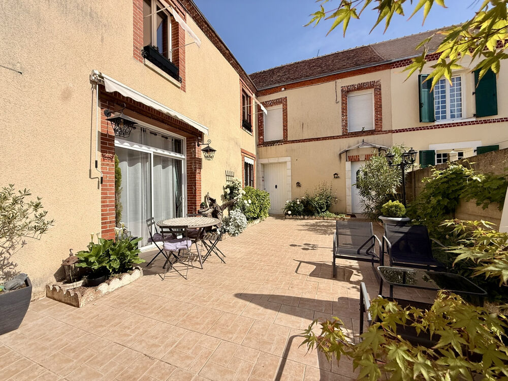 ENSEMBLE IMMOBILIER A FORT POTENTIEL - CLOYES LES TROIS RIVIERES