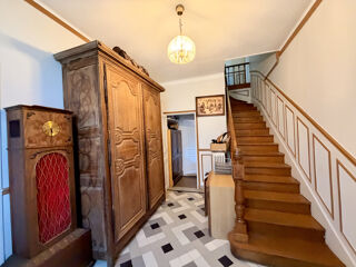  Propriété/château à vendre 8 pièces 211 m²
