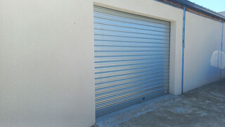  Parking / Garage à louer 26 m²