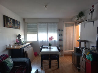  Appartement à louer 2 pièces 40 m²