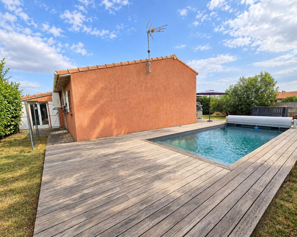 Maison individuelle T4 de plain pied avec piscine et garage