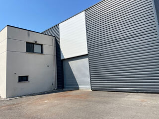   Local à louer stockage bureaux Villeneuve tolosane