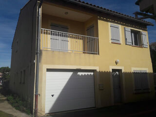  Maison à louer 6 pièces 136 m²