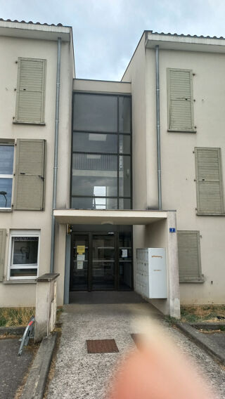  Appartement à louer 2 pièces 42 m²