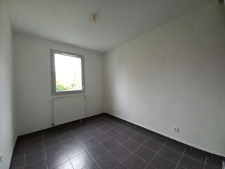  Appartement à louer 3 pièces 60 m²