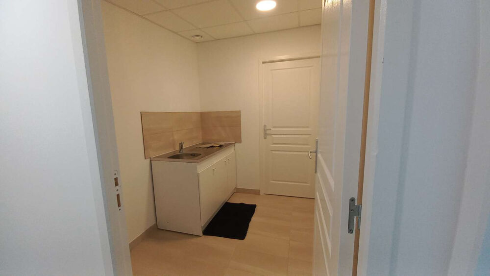   Local professionnel ou commercial de 65m2 - TOULOUSE Zone Thibault (31100) Toulouse