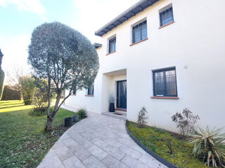  Maison � vendre 6 pi�ces 216 m�