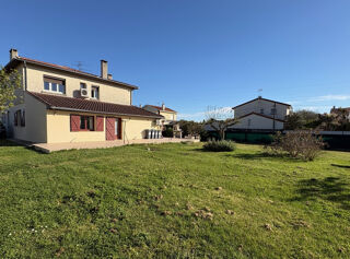  Maison � vendre 7 pi�ces 220 m�