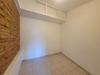  Appartement à louer 2 pièces 31 m²